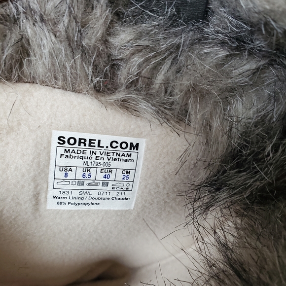 Womens Sorel Snow Boots - Picture 2 of 10